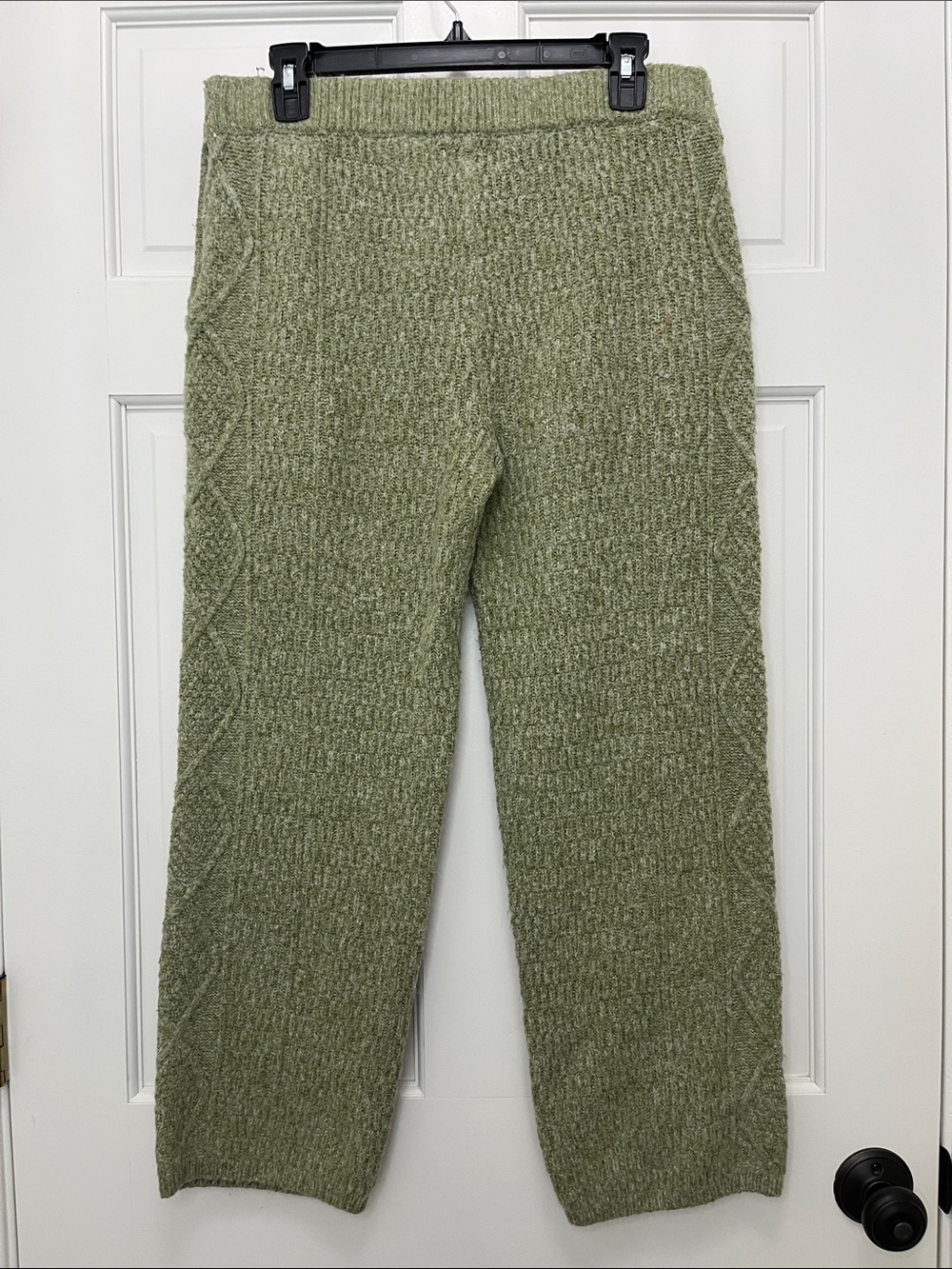 Universal Thread Olive Green Wide Leg Cable Knit Pants - Size Medium